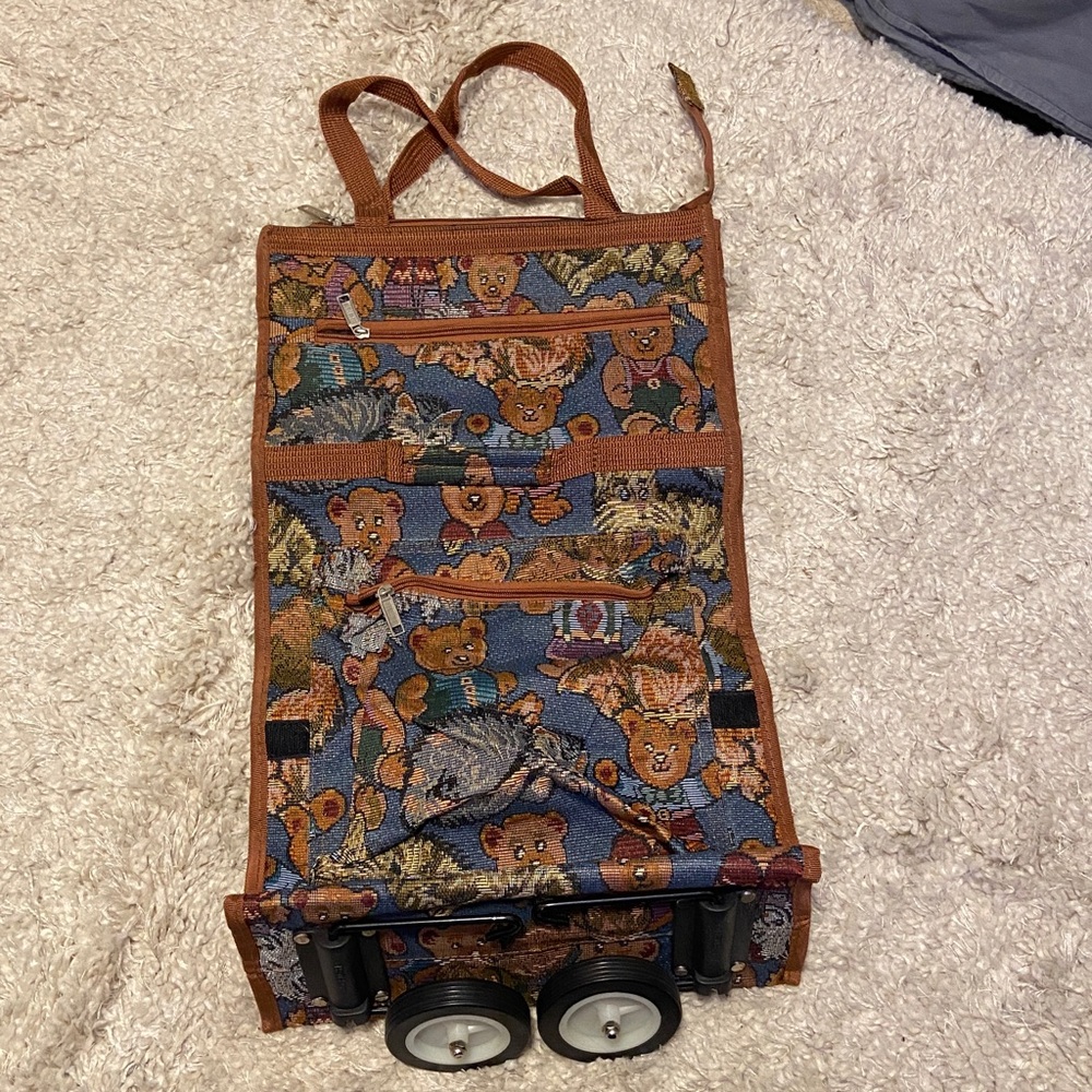 Reusable Collabsible Shopping Bag on wheels w/ Bear Theme